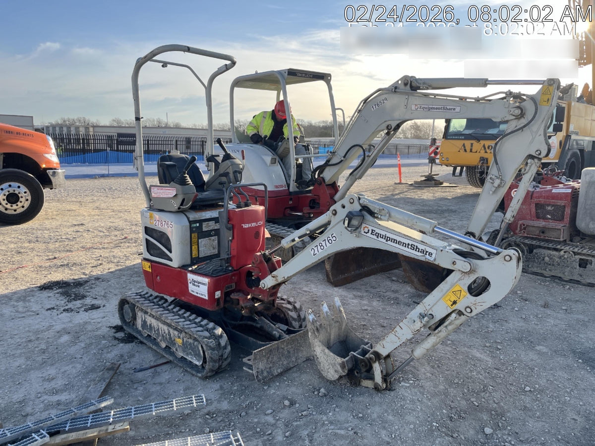 2022 TAKEUCHI TB210R