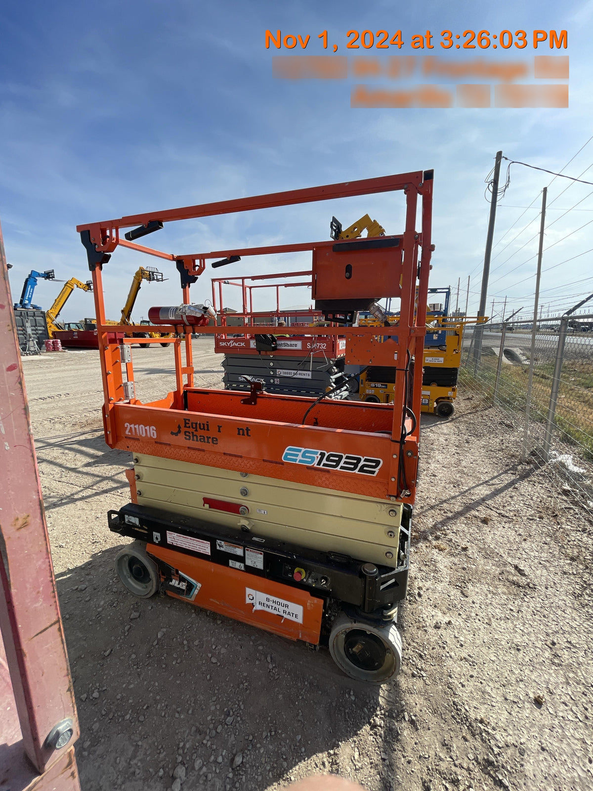 2022 JLG ES1932