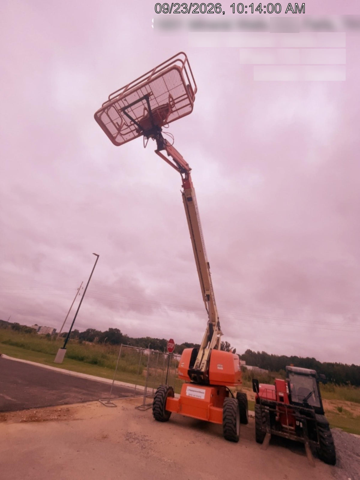 2020 JLG 660SJ