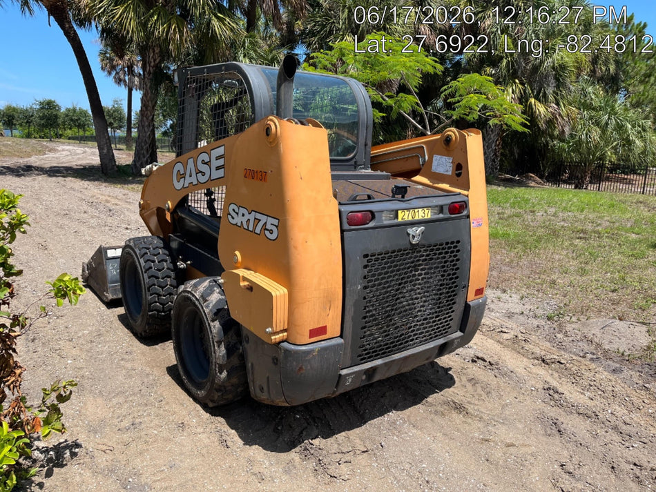 2019 CASE SR175