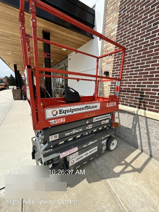 2021 SKYJACK SJ3219
