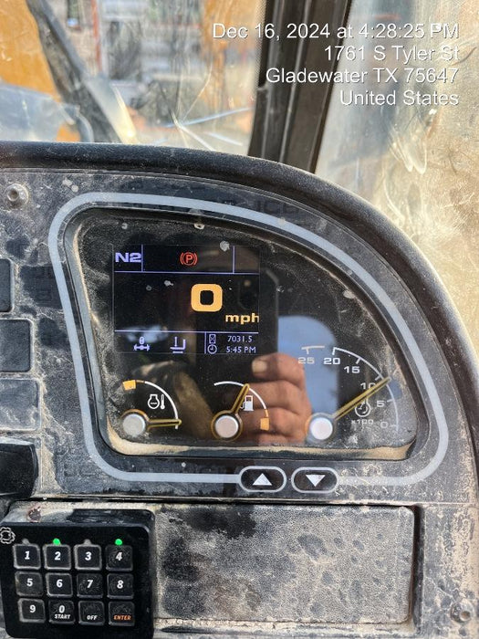 2019 JCB 510-56 74 HP w/CAB/HVAC, Beacon, Worklights, Aux Hydraulics, Solid Tires 72" Carriage/60" Forks