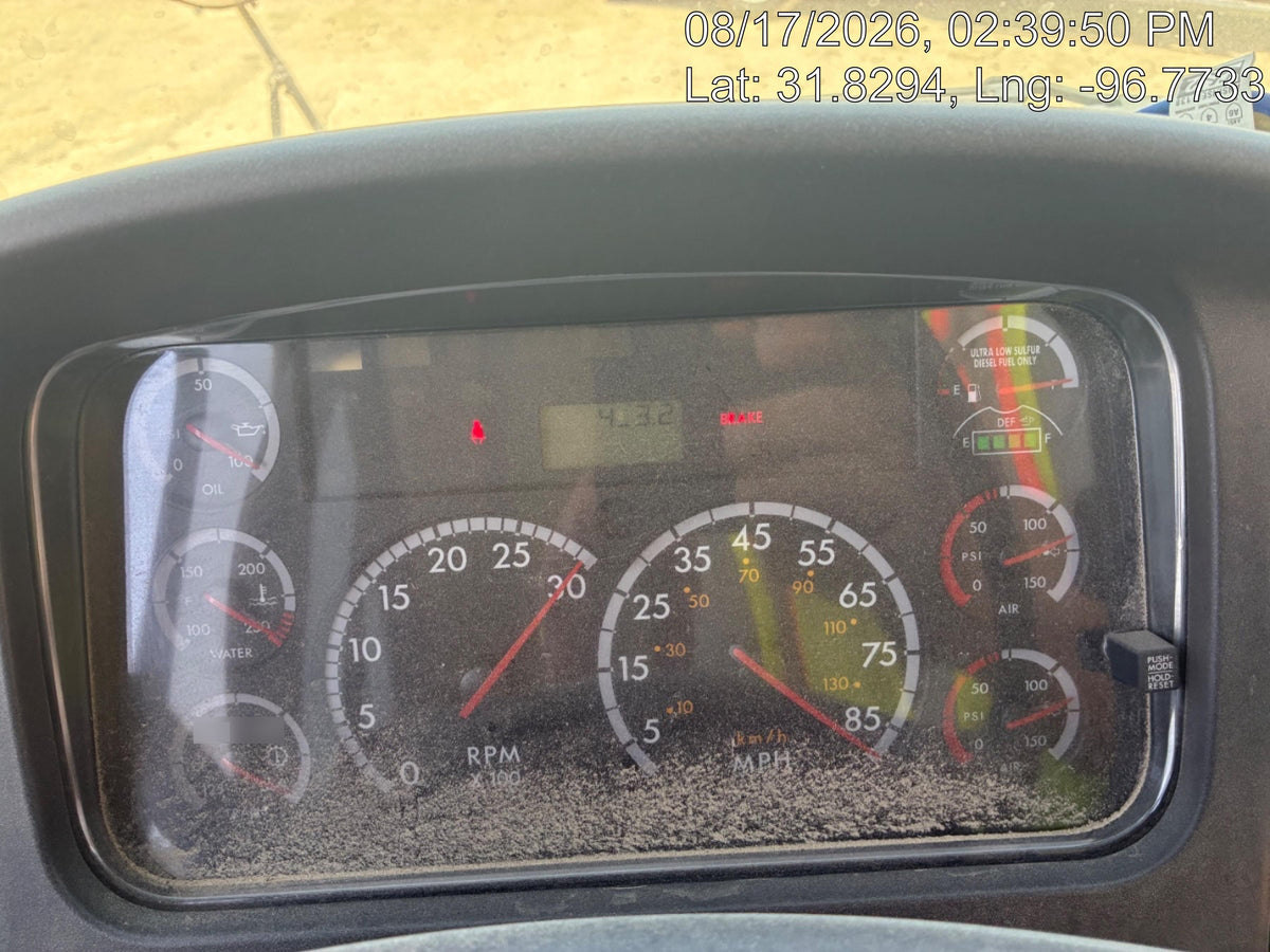 2014 FREIGHTLINER Thomas 72 Passenger Bus