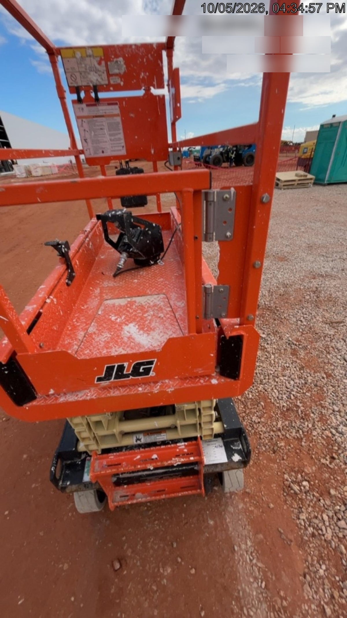 2021 JLG ES1932