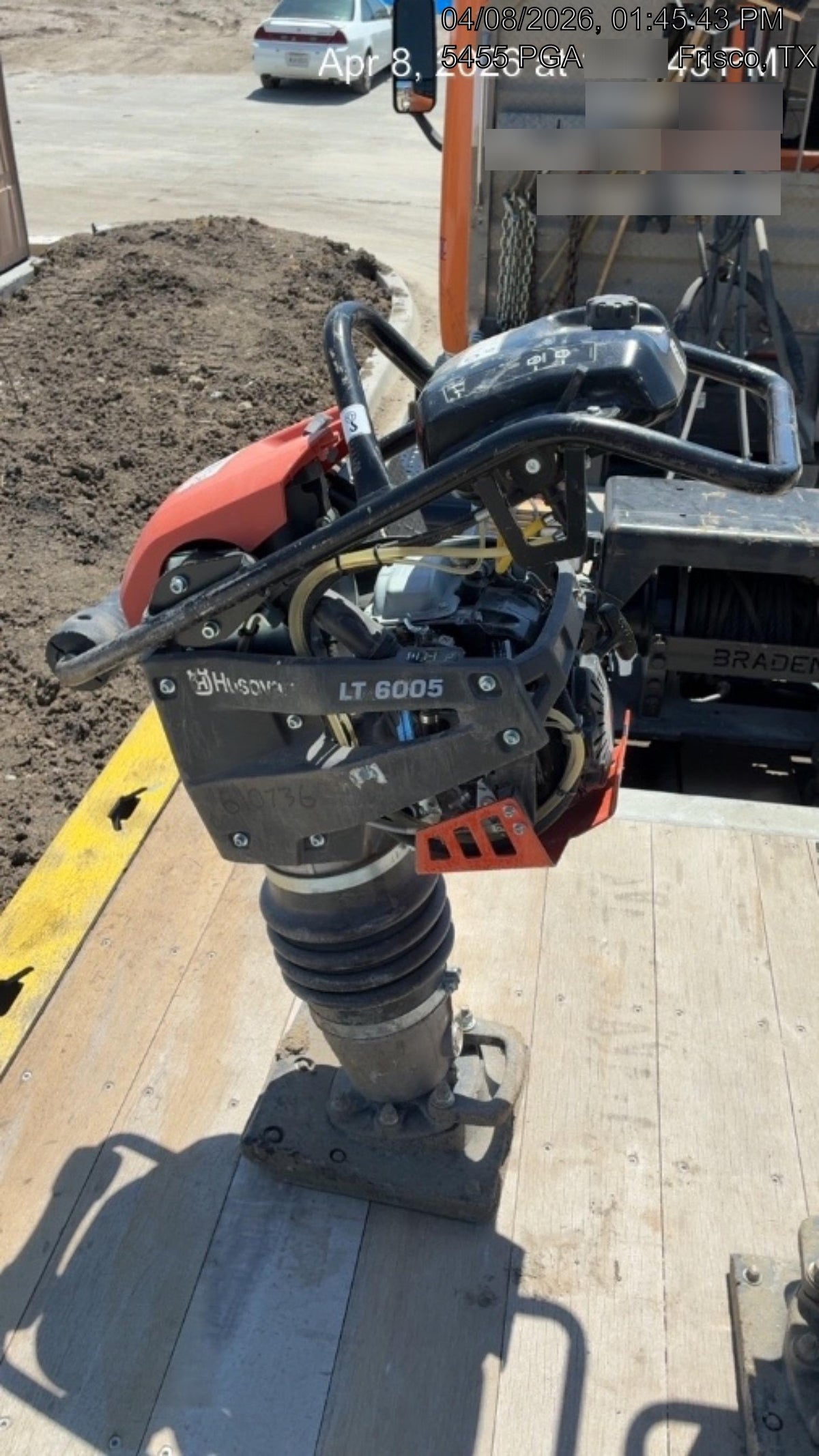2025 HUSQVARNA LT6005