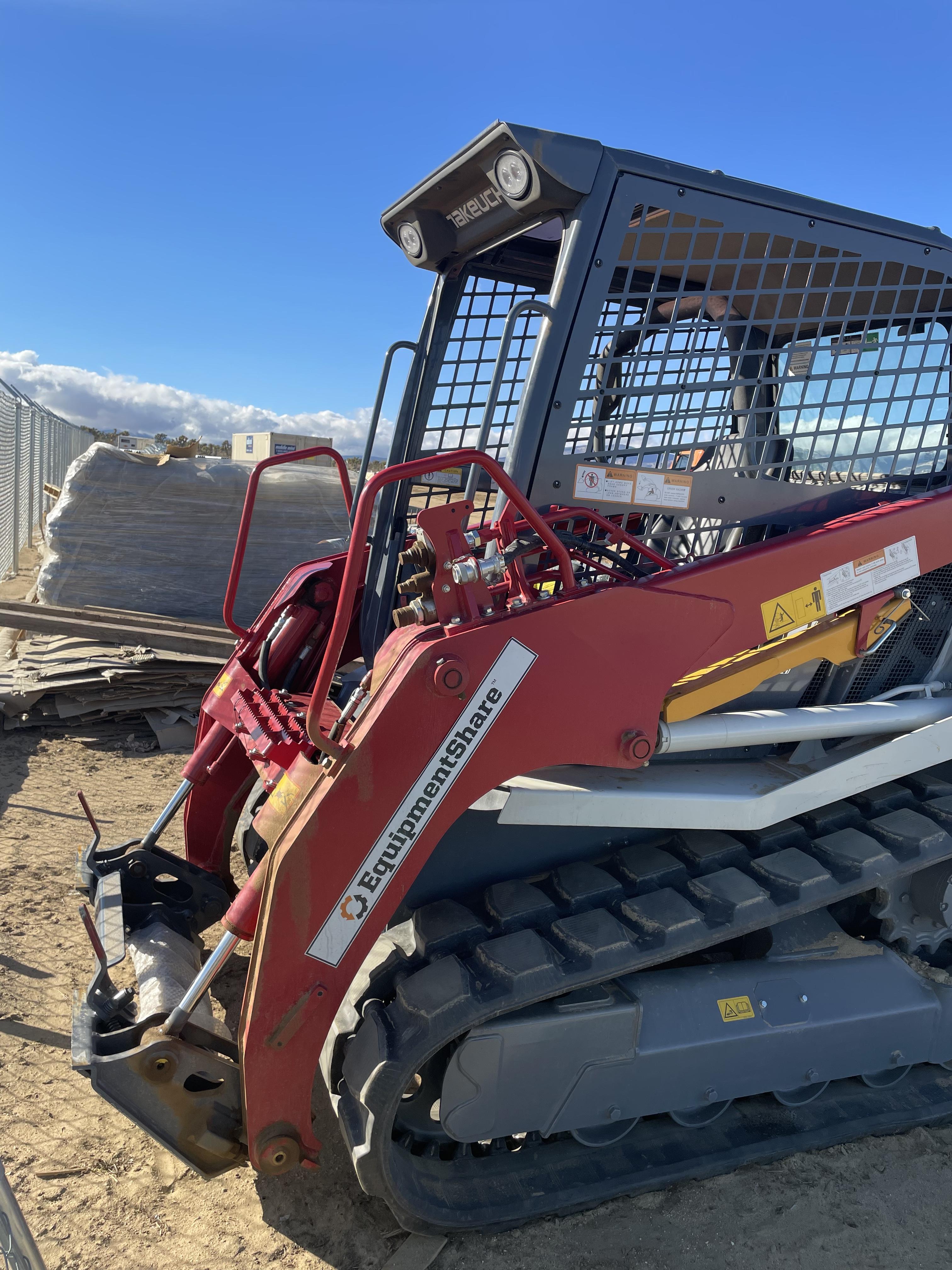 2022 TAKEUCHI TL8R2-R