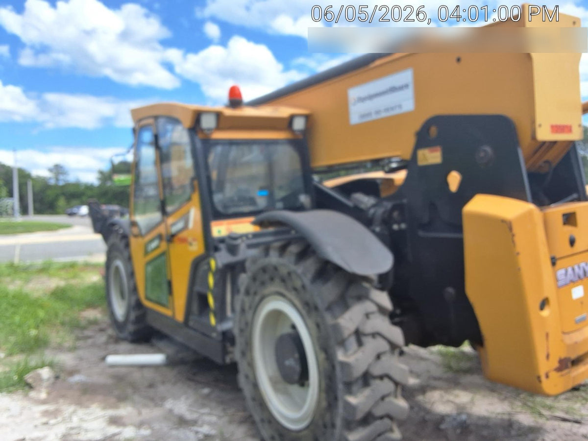2021 SANY STH1056