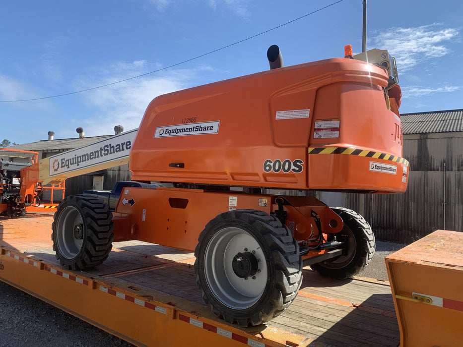 2020 JLG 600S