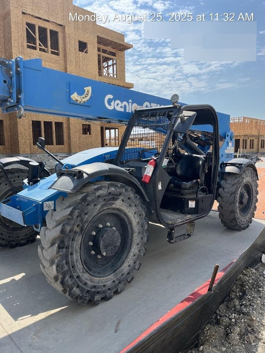 2018 Genie GTH-844 GTH-844 w/Open ROPS, Solid Tires, beacon/work lights, 60" carriage/forks