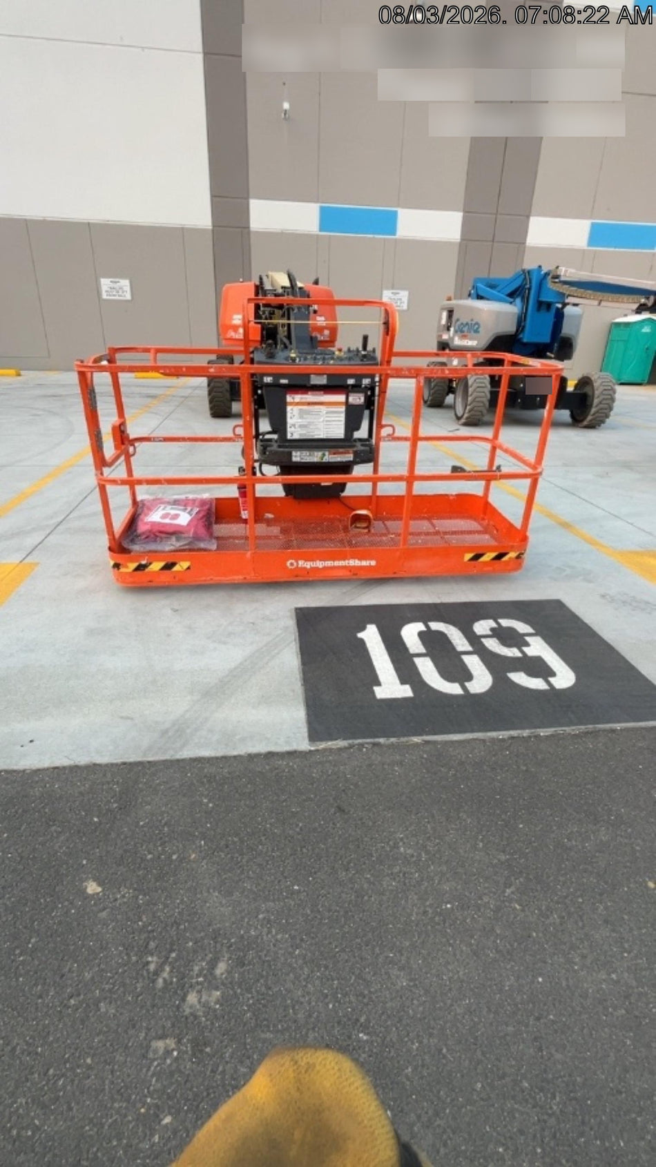 2025 JLG 660SJ