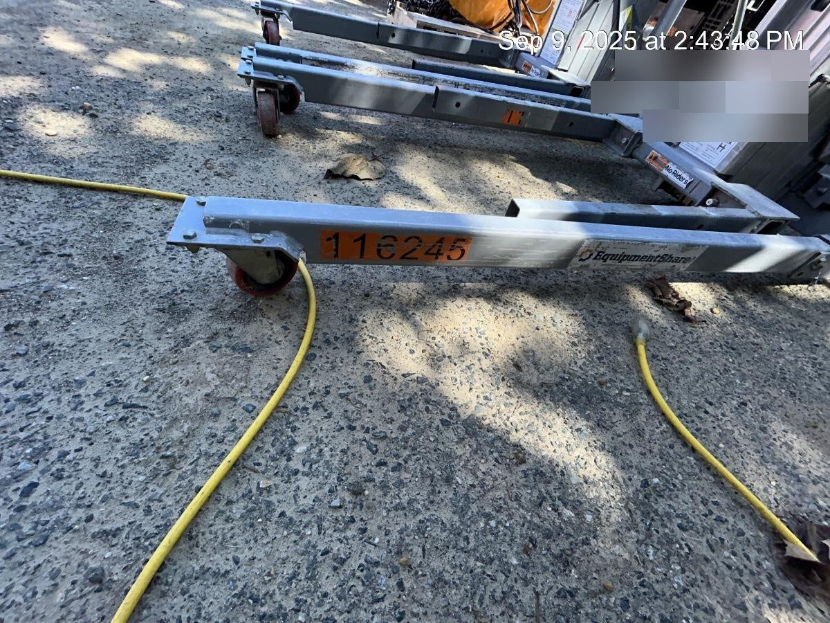 2020 GENIE SLC-24