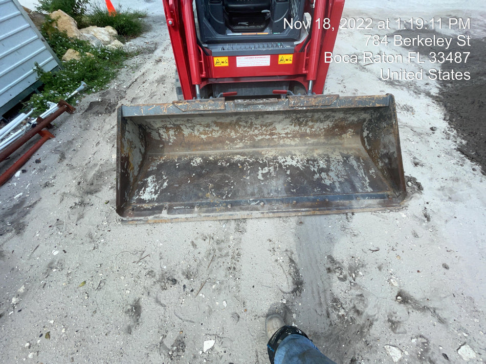 2022 TAKEUCHI TL6R