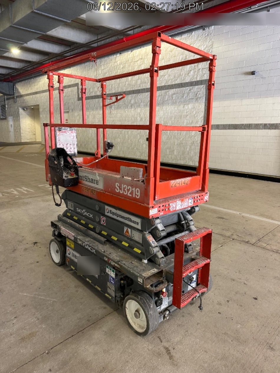 2022 SKYJACK SJ3219