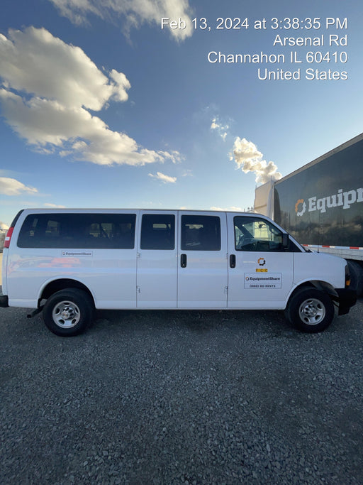 2023 CHEVROLET Express Van - Rental