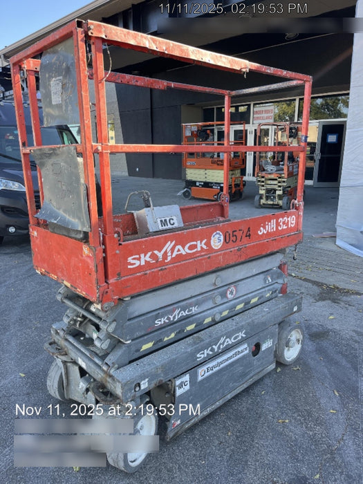 2015 Skyjack SJIII-3219 19' Scissor Lift