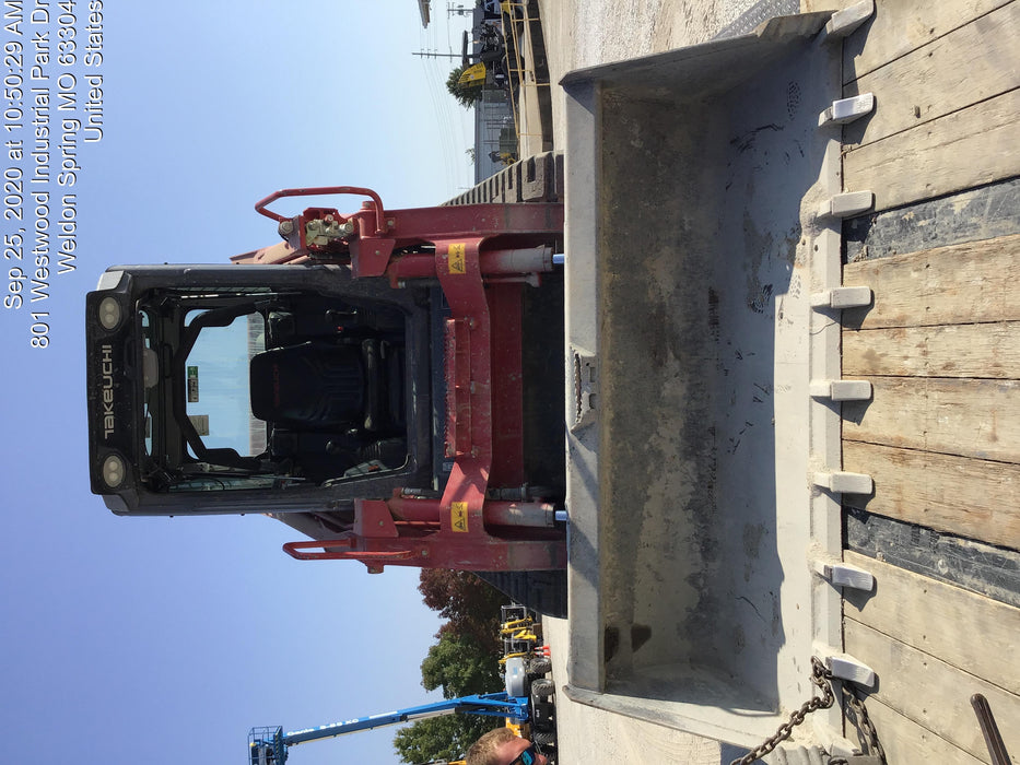 2019 Takeuchi TL12V2 Cab/Heat/Air w/Auxiliary Hydraulics, 2 Speed, Hydraulic QC