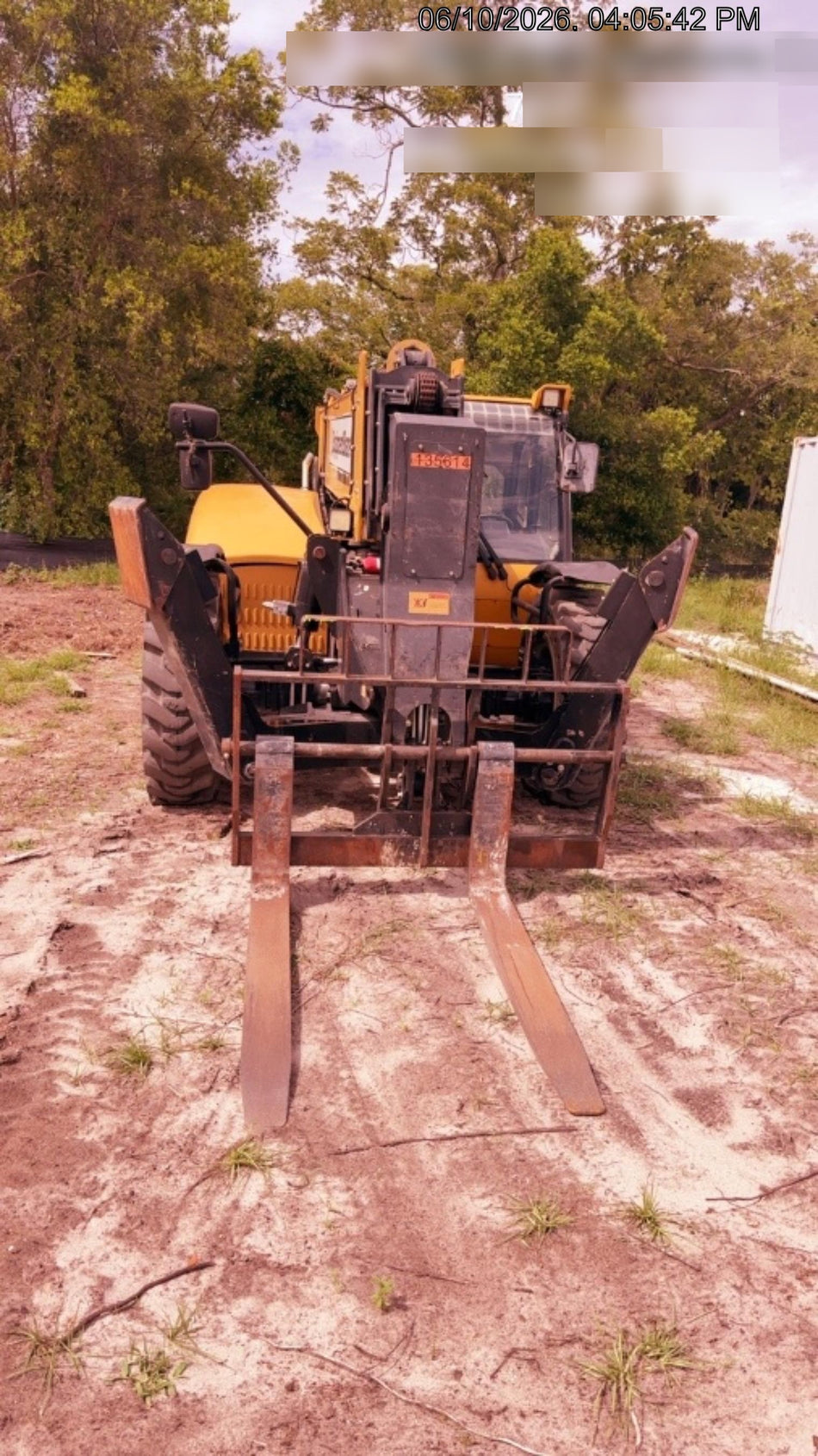 2021 SANY STH1056