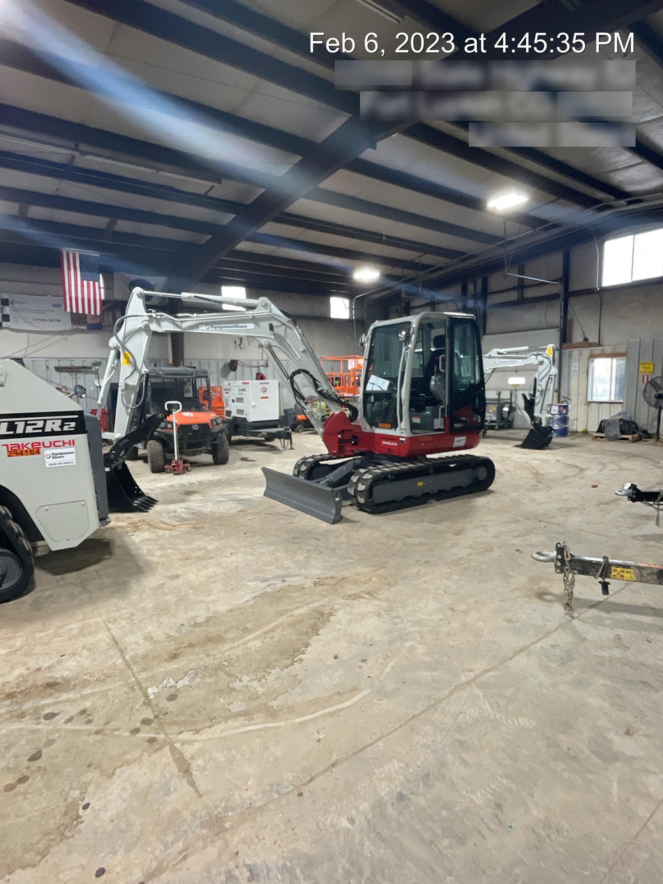 2023 TAKEUCHI TB250-2CR