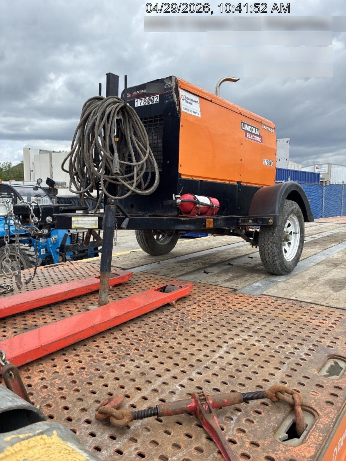 2021 Lincoln Electric Vantage 322 Vantage 322 Ready Pak 3 w/ Decals, ORANGE (includes trailer, cable rack, fender light kit) NO Telematics