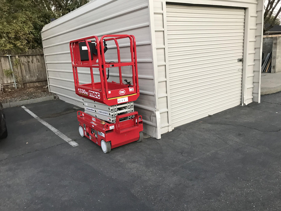 2020 MEC 1330SE Solid NM Tires, Steel Swing out Doors, LCS, Beacon, 900W Inverter