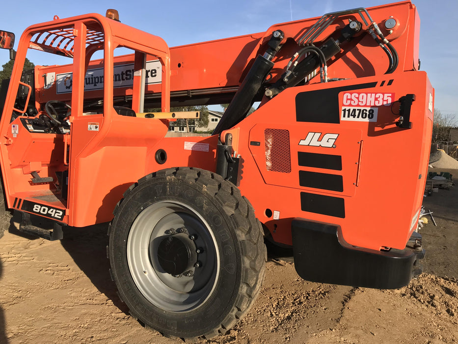 2020 Skytrak 8042 74 Hp, FF Tires, Work Lights, Beacon, Aux Hydraulics, Back up Alarm, Lifting Eye, ES Decals