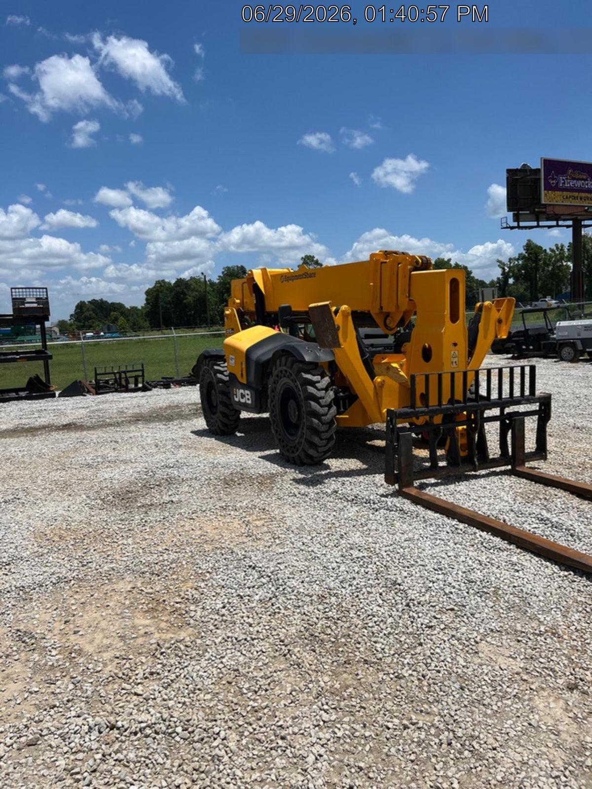 2023 JCB 510-56