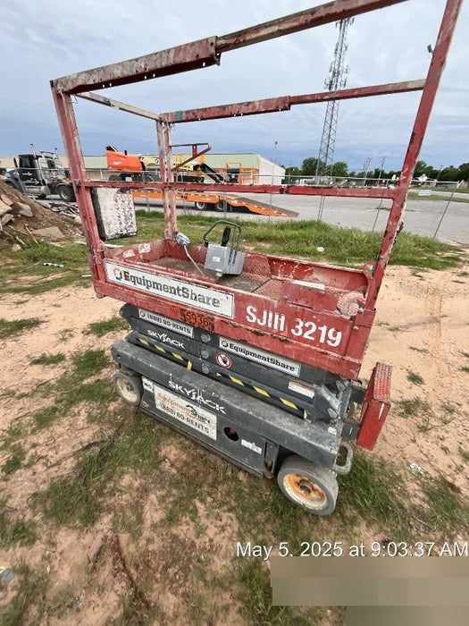 2017 Skyjack SJIII-3219 Skyjack SJ3219 w/Trojan Battery Set, Extended Warranty 5yr/5k hr