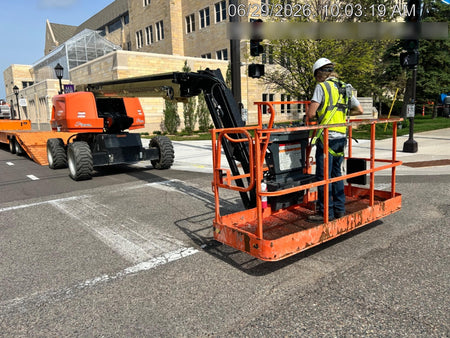 2024 JLG 660SJ
