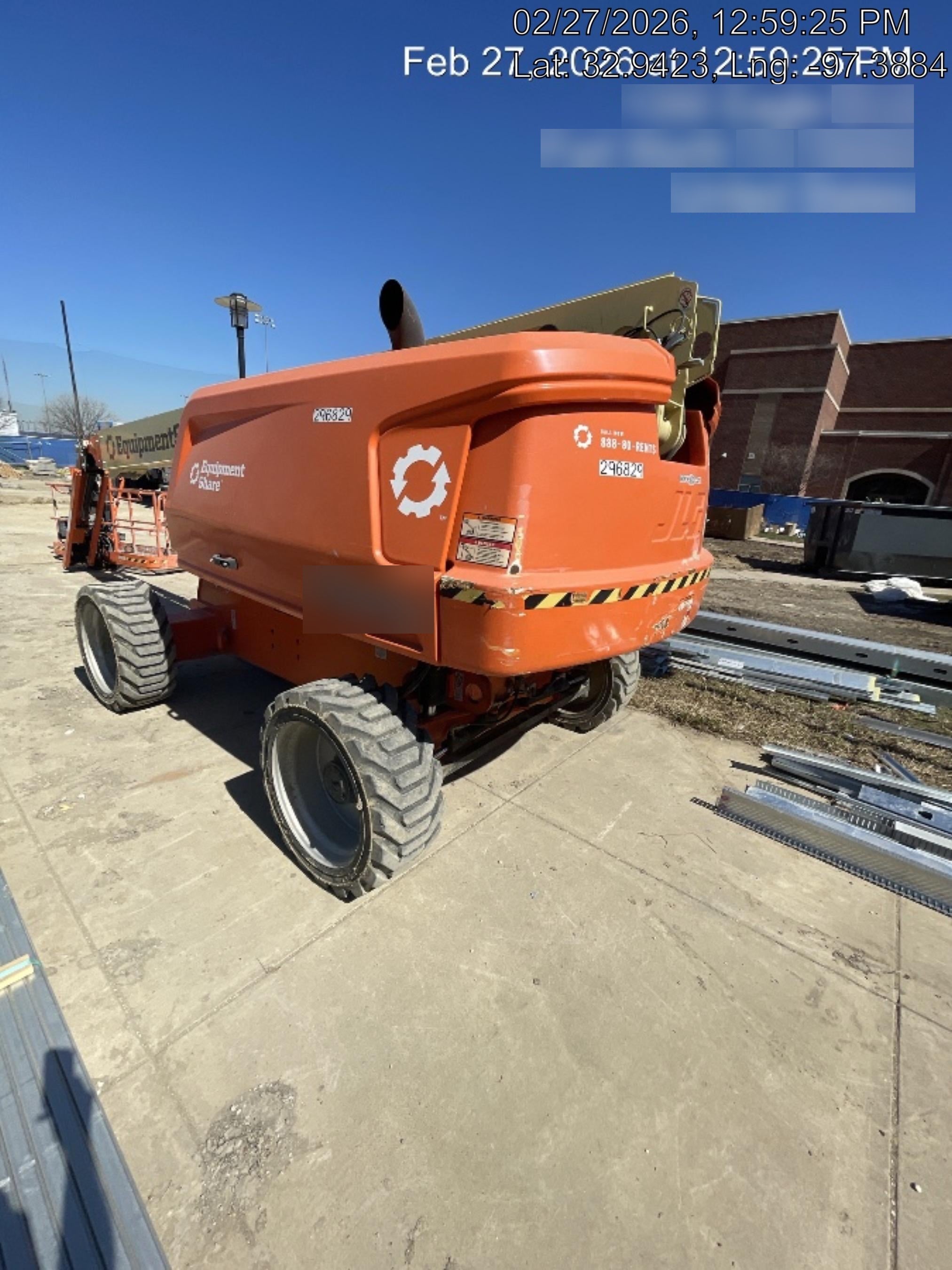 2023 JLG 660SJ