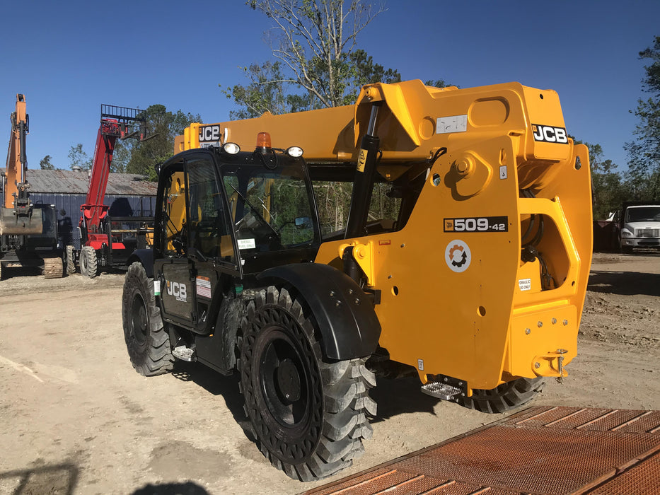 2020 JCB 509-42 Cab/Heat/Air, Solid Tires, Work Lights, Beacon, Aux Hydraulics, Back up Alarm, Lifting Eye, ES Decals