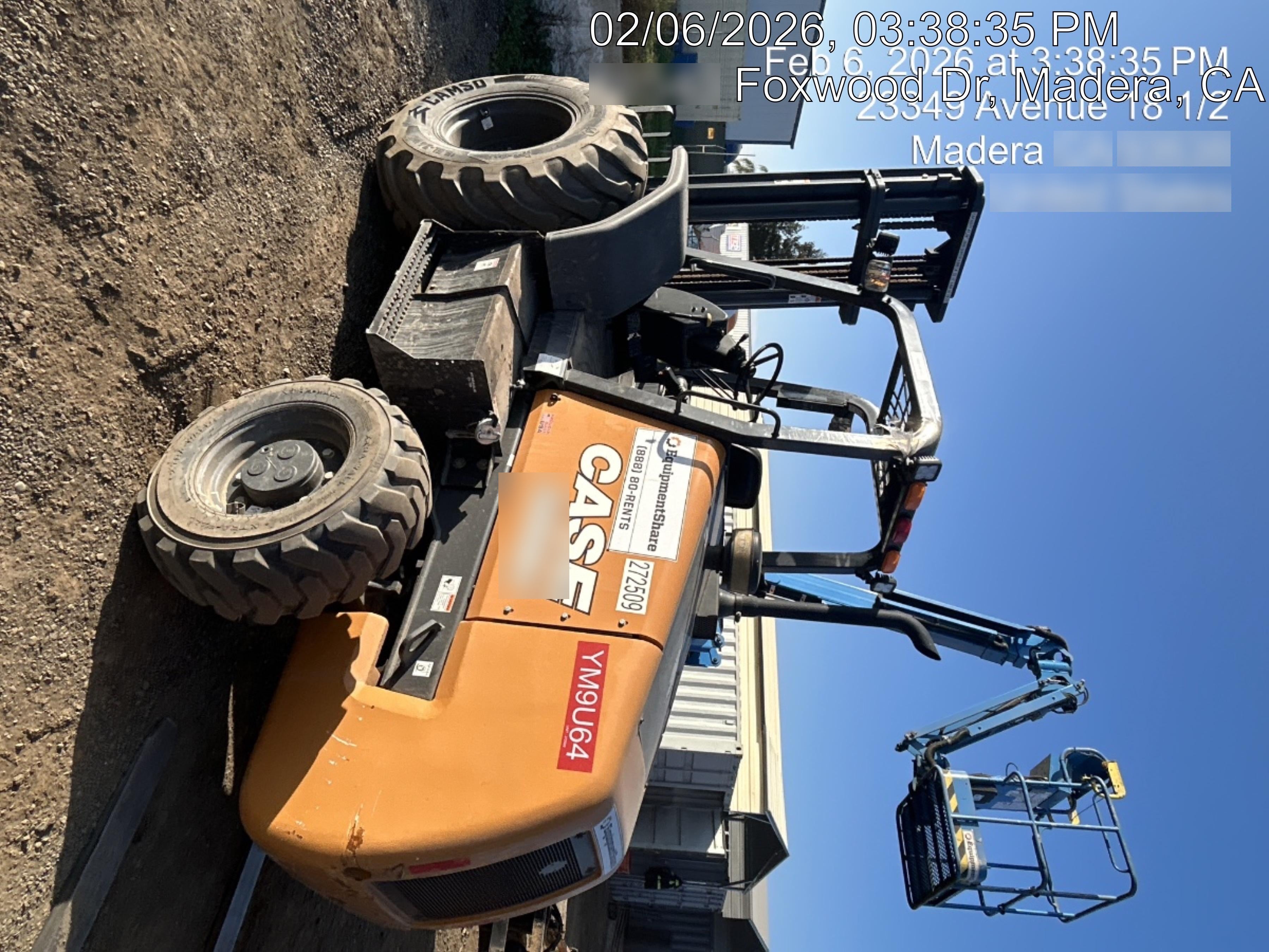 2023 CASE 588H