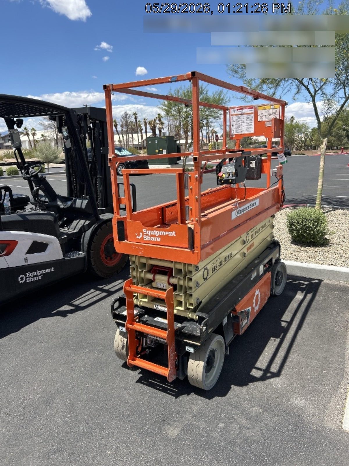 2022 JLG ES2632