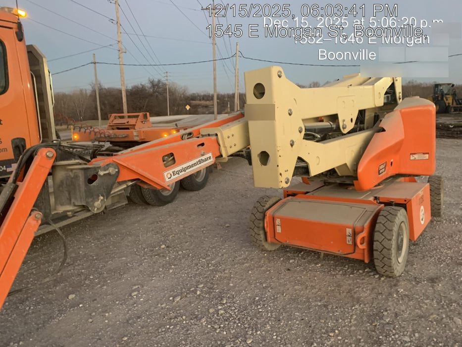 2019 JLG E400AJPN