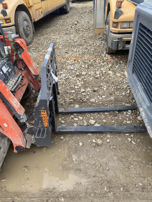 2022 PALADIN 48" Pallet Forks - Paladin