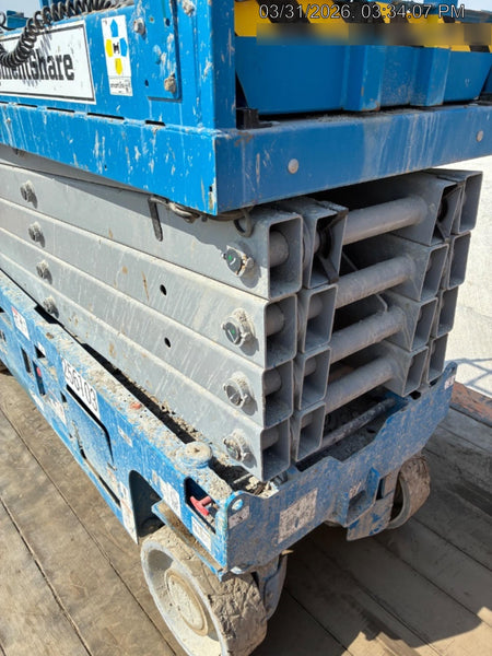 2022 GENIE GS-3232