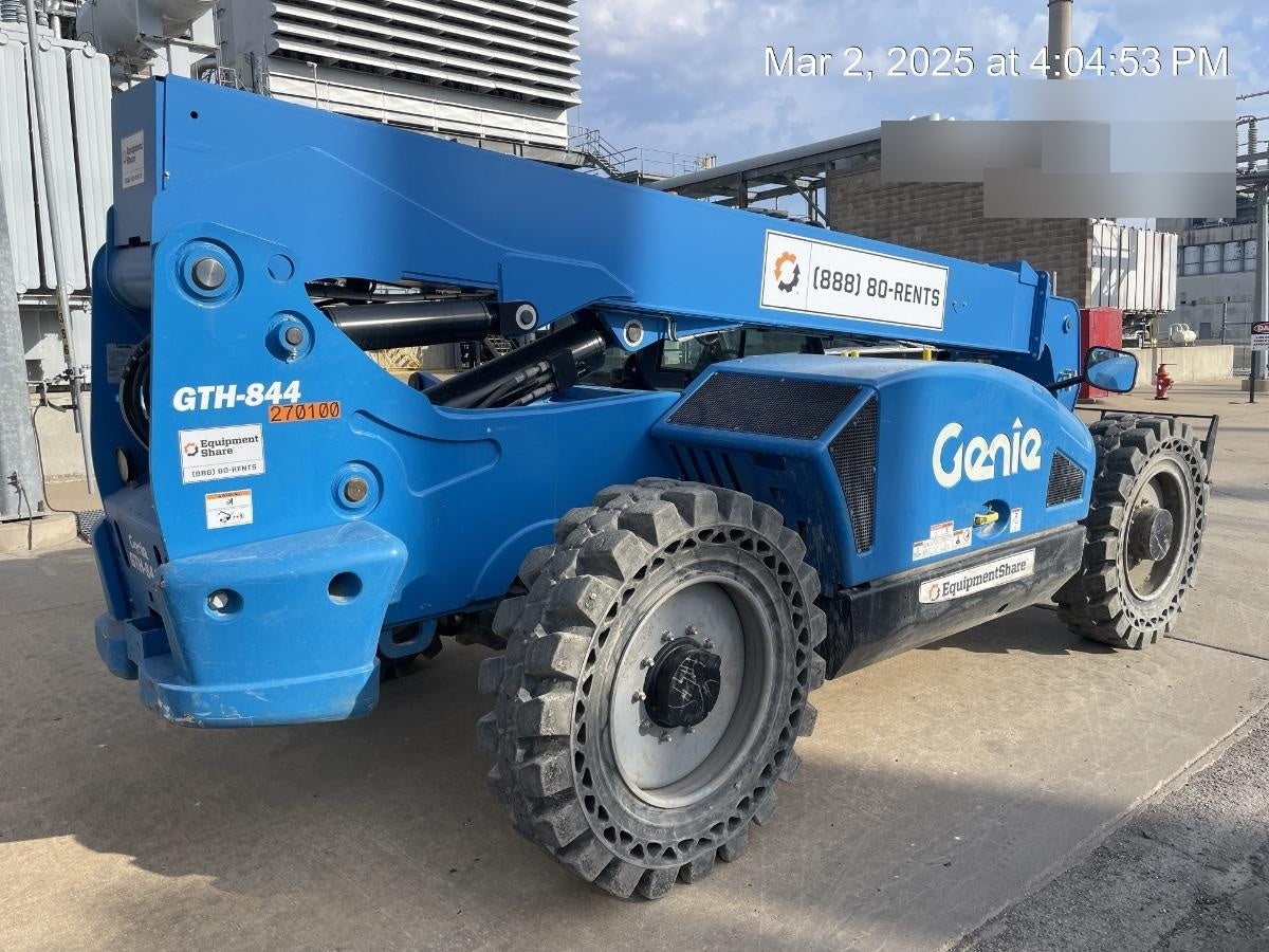 2022 GENIE GTH-844