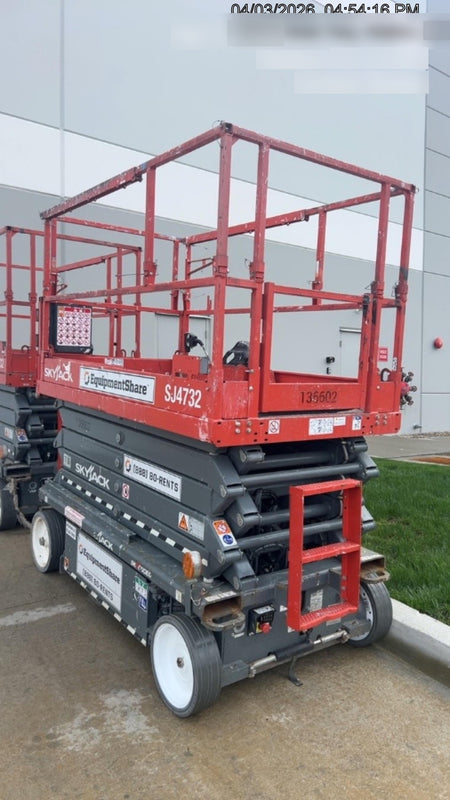 2021 SKYJACK SJ4732