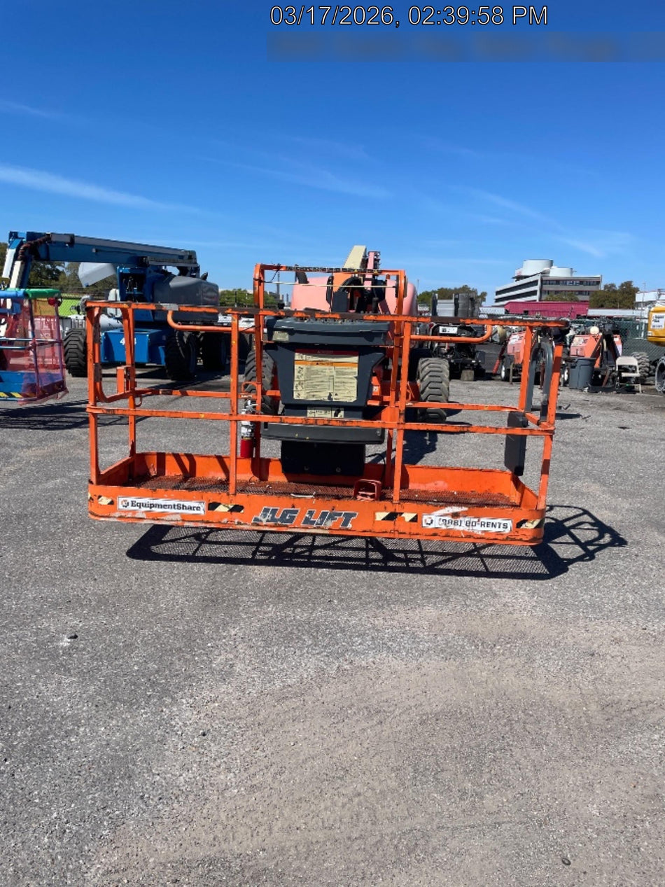 2021 JLG 600AJ