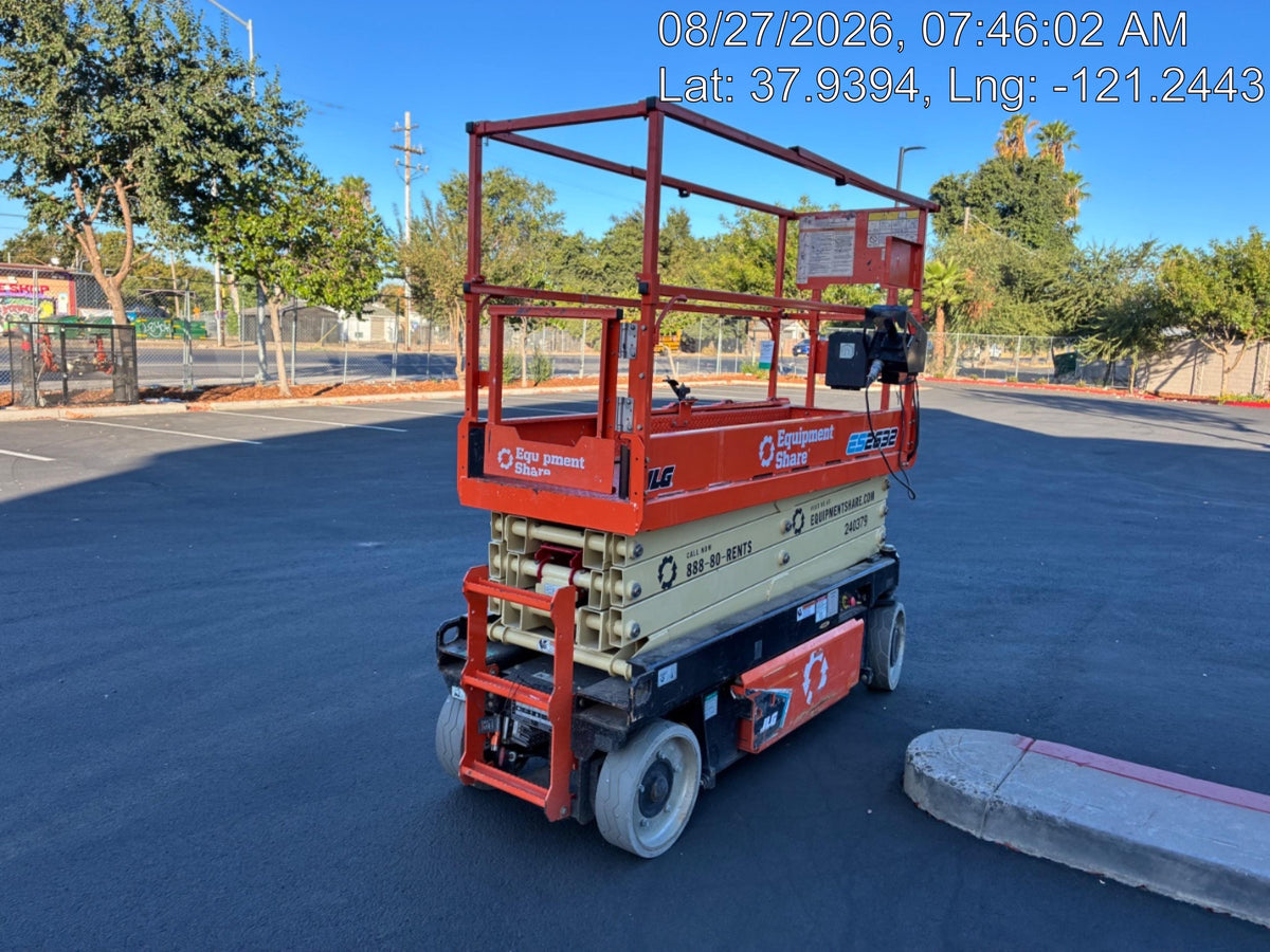 2022 JLG ES2632