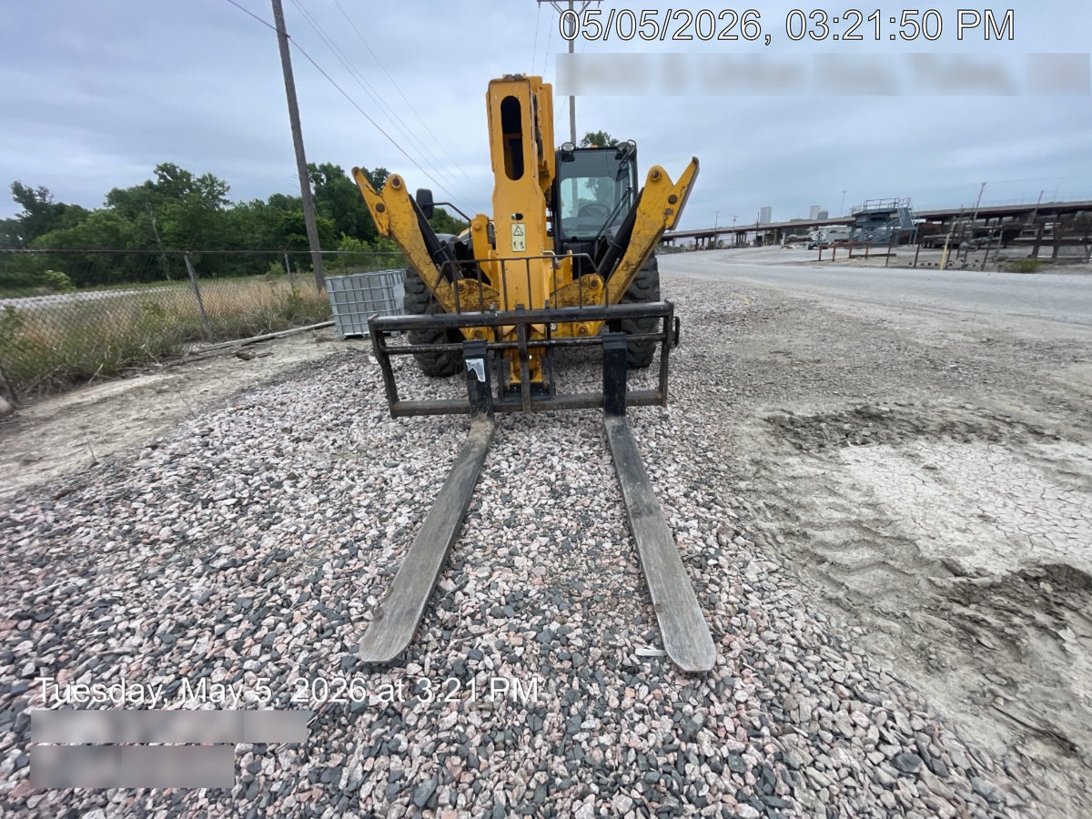 2019 JCB 512-56 Cab/Heat/Air, 109 HP, Solid Tires, STD Worklight, Beacon, Aux Hydraulics, Lifting Eye, Back up Alarm w/66" Carriage/60" Forks