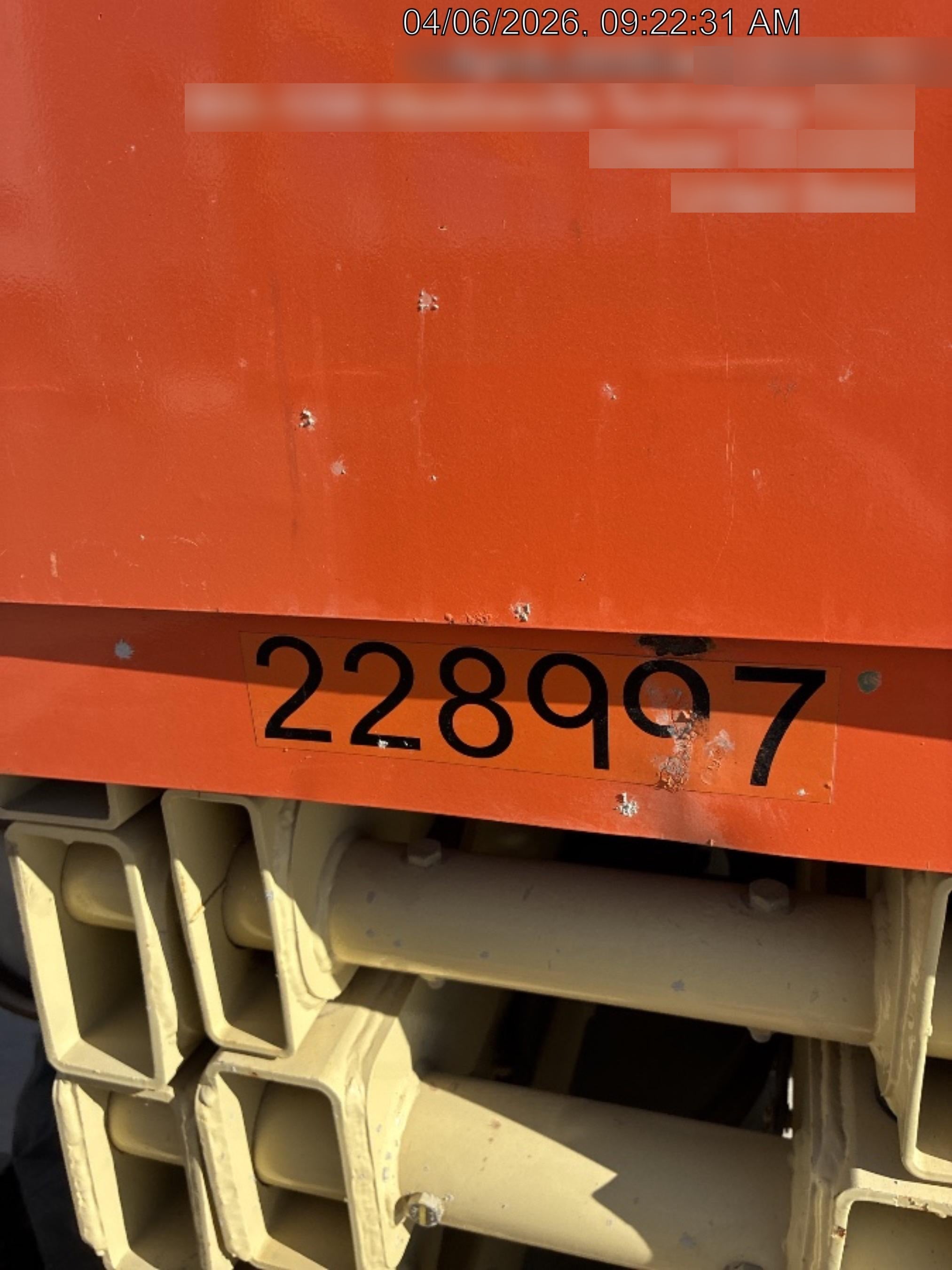 2022 JLG RT4069