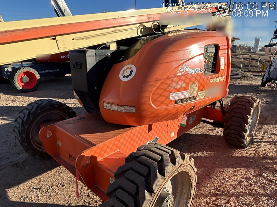 2019 JLG 600AJ