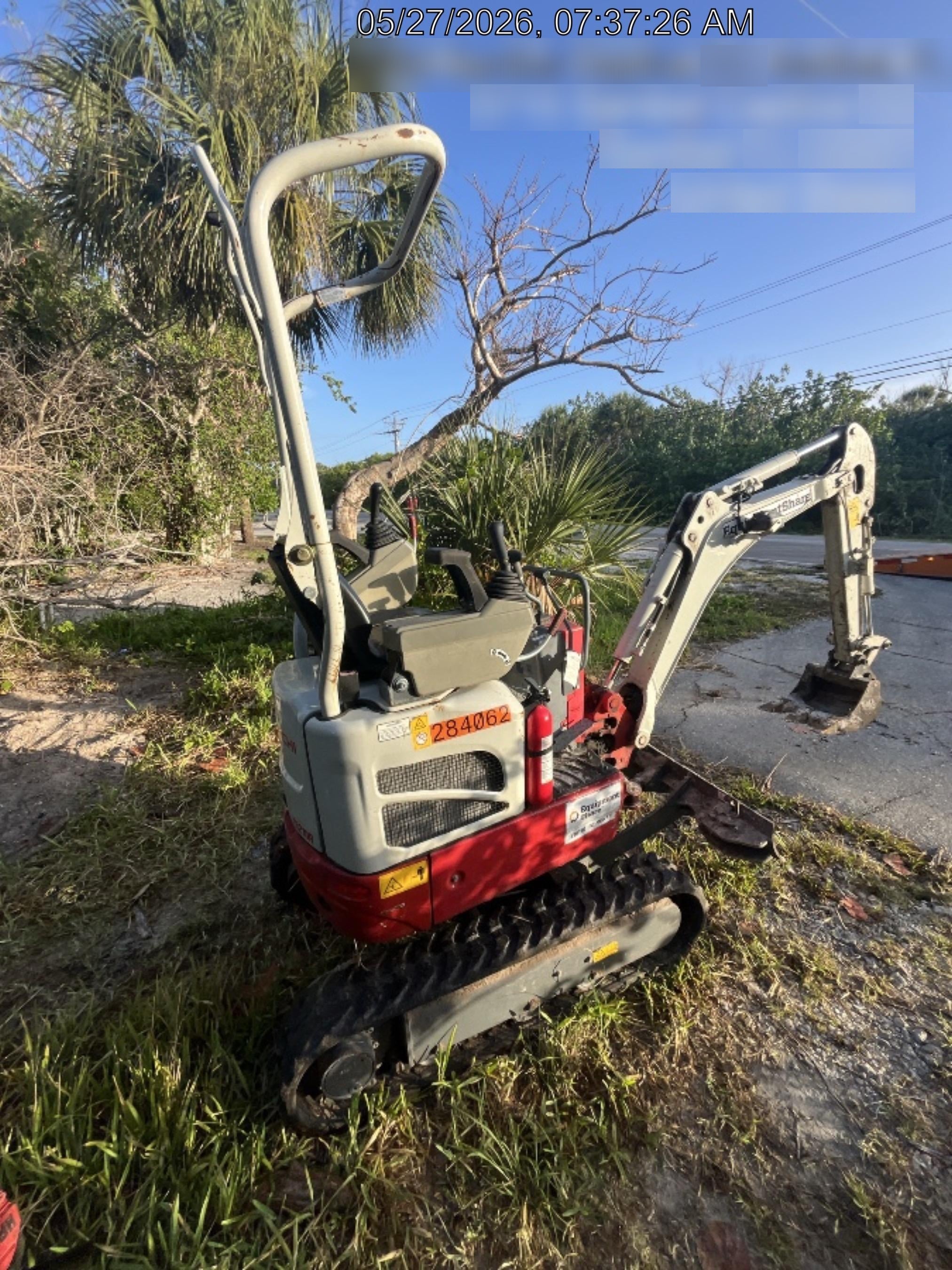 2022 TAKEUCHI TB210R