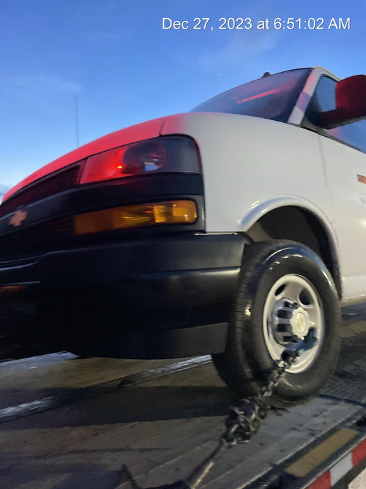2023 CHEVROLET Express Van - Rental