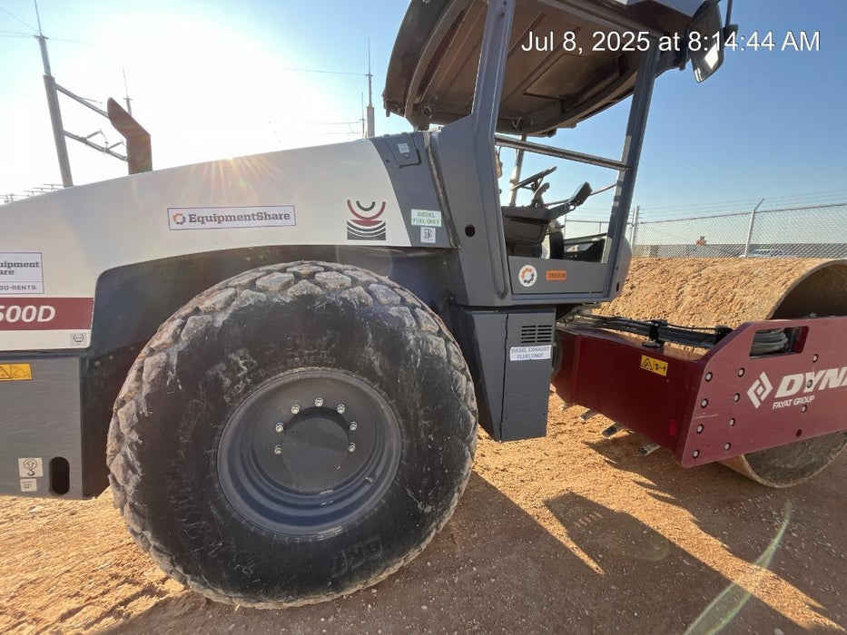 2023 DYNAPAC CA2500D