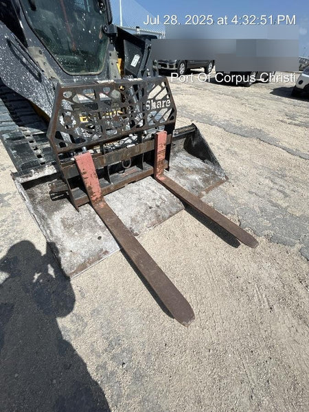 2020 EMKAY 48" Pallet Forks - Emkay