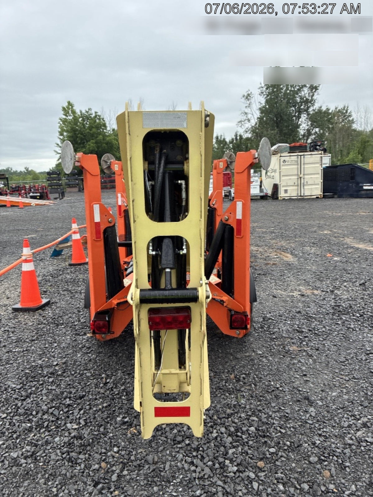 2021 JLG T500J