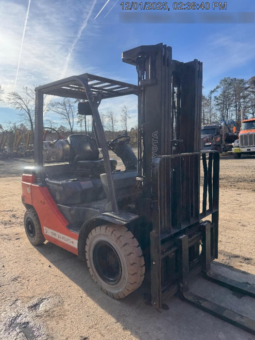 2022 TOYOTA 50-8FGU25