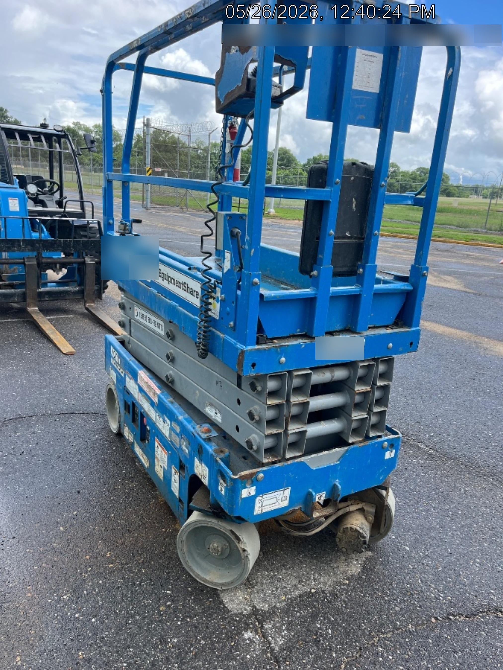 2019 Genie GS-1930 Fixed Rails with Chain Entry