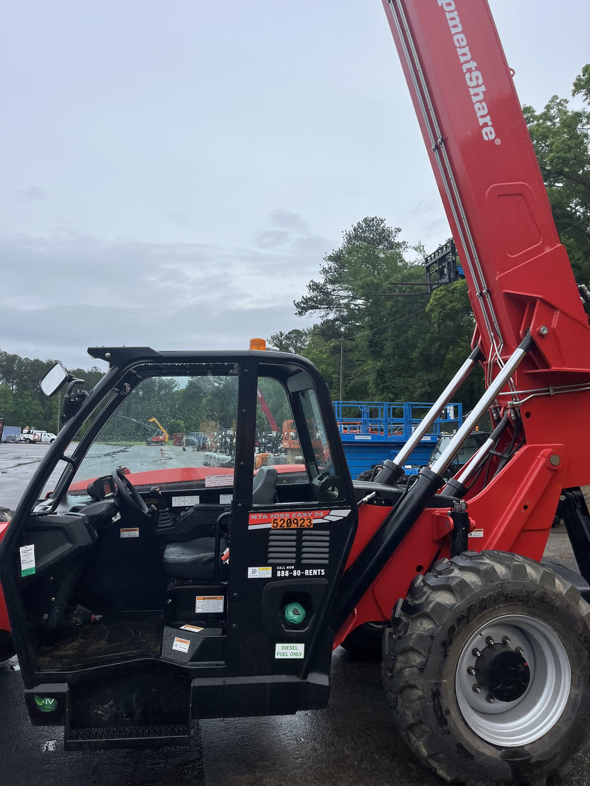 2025 MANITOU MTA1055